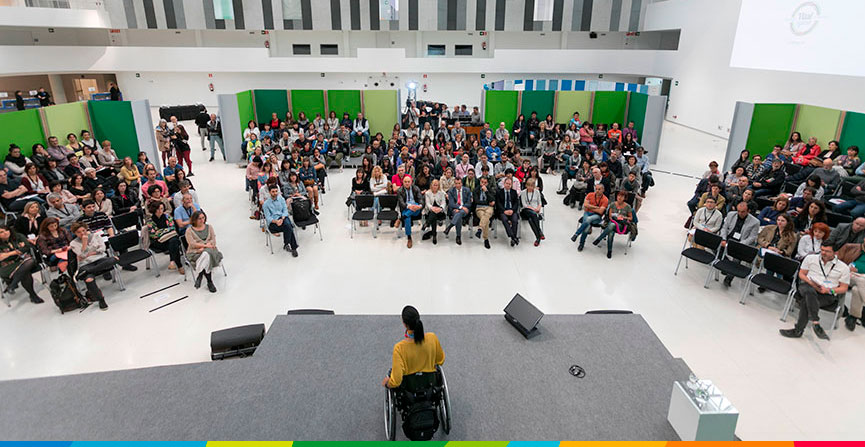 Charla de TEresa Perales en Vitoria